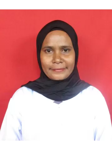 HADIJAH SOMALUA, S.Pd